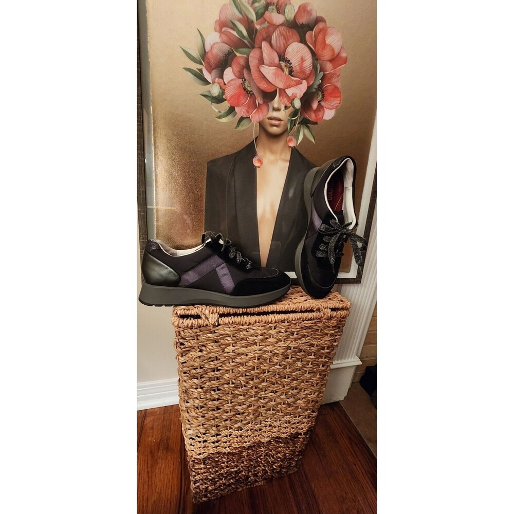 Munro Piper Suede Glitter Lace-Up Sneakers, Size 8.5  New